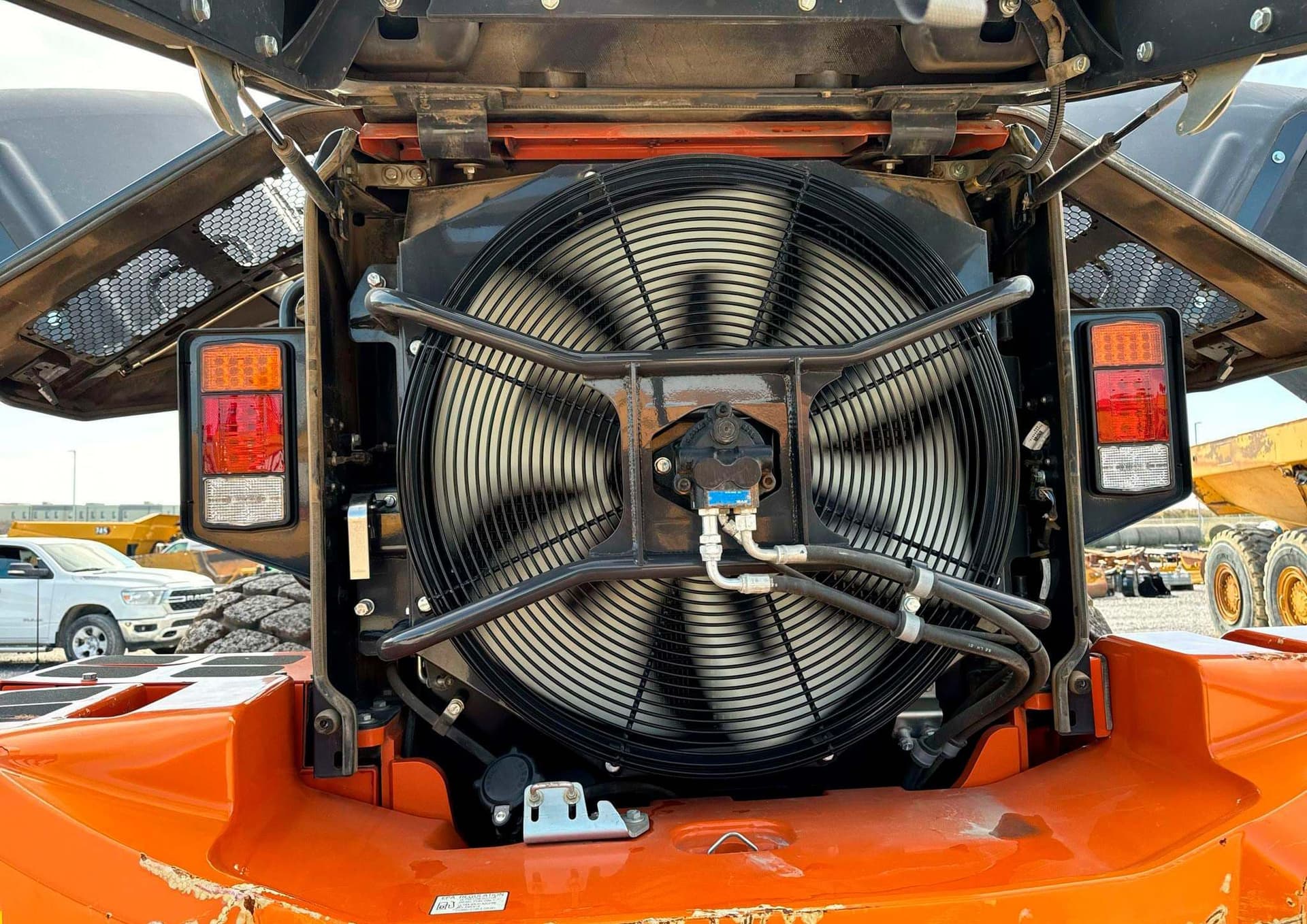 2021 Hitachi ZW220-6
